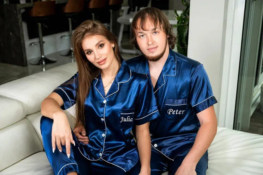 Best Mom and Best Dad Personalized Pajamas - Short   Long