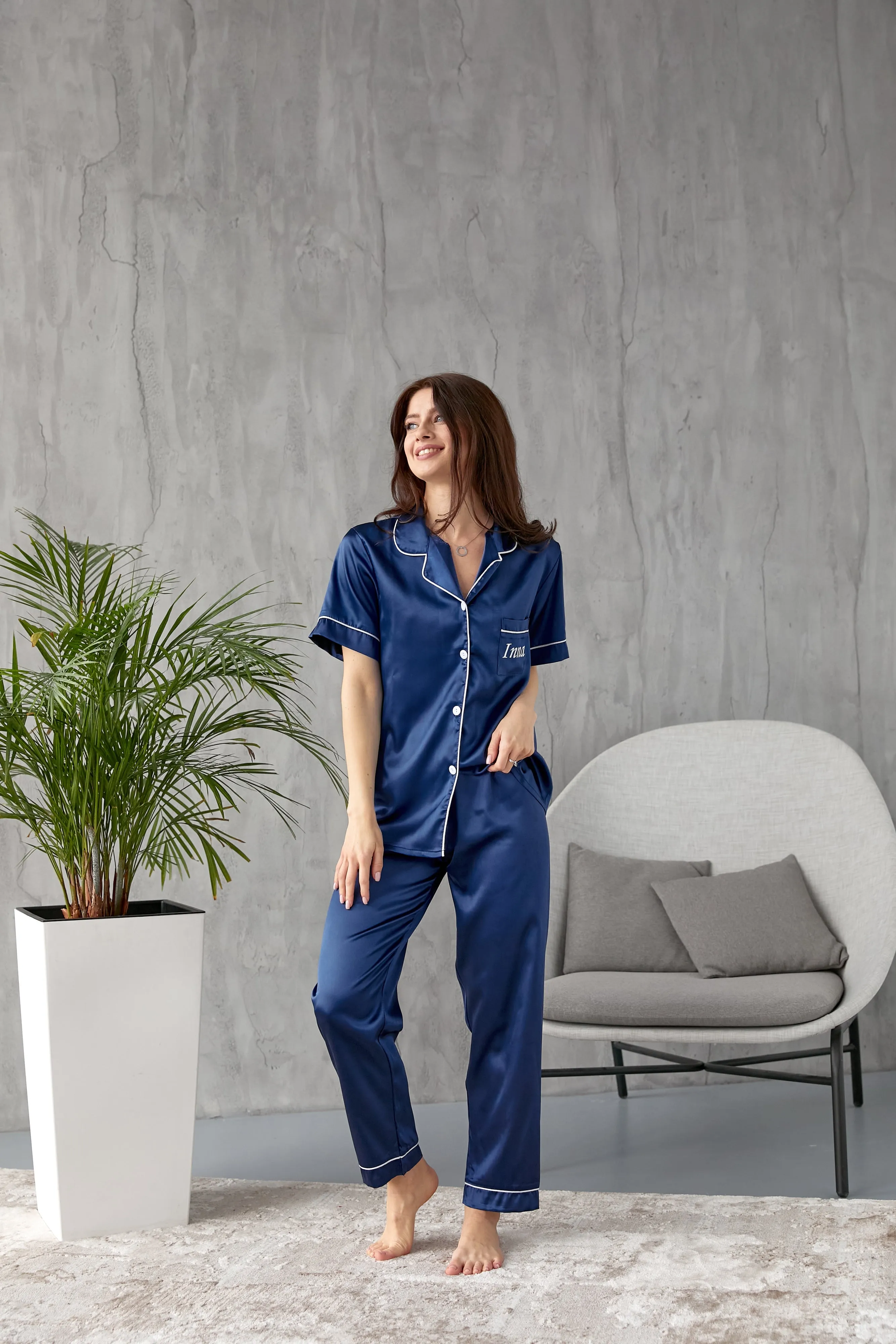 Best Mom and Best Dad Personalized Pajamas - Short   Long