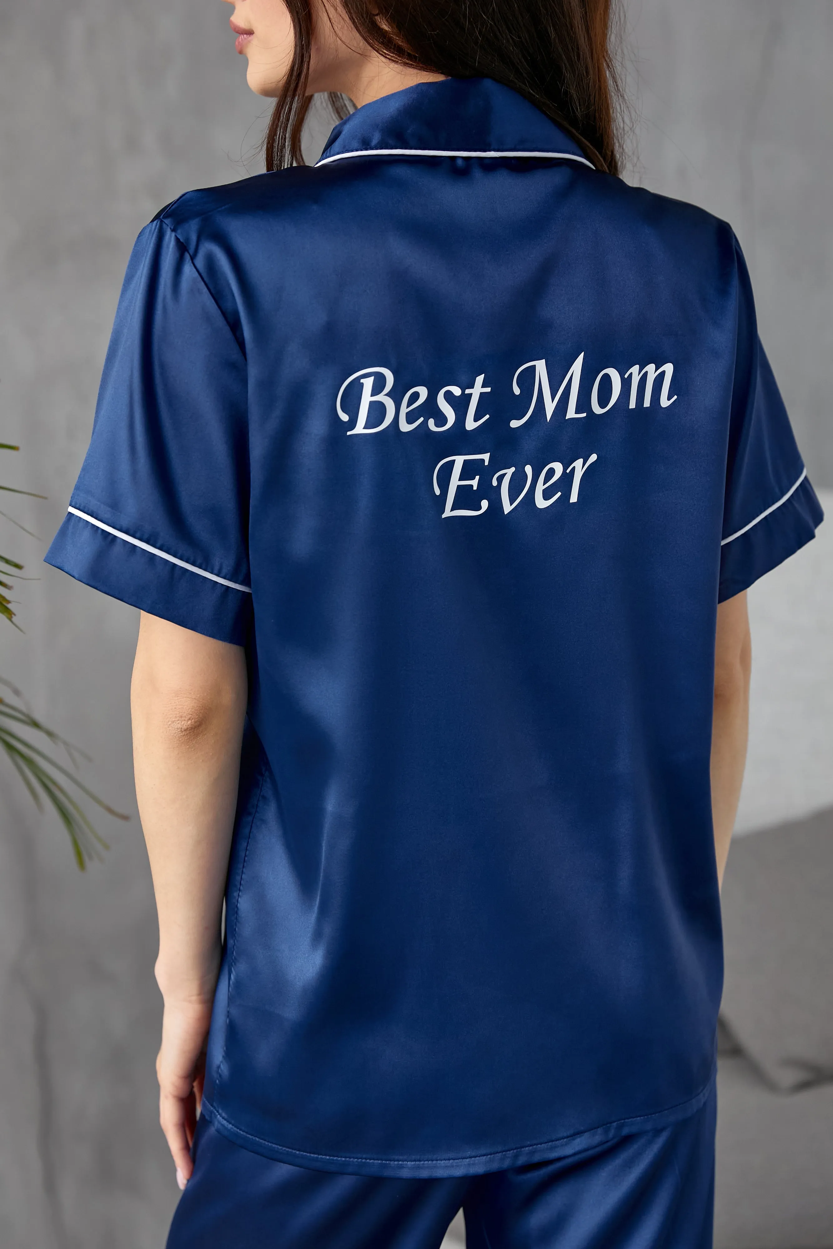 Best Mom and Best Dad Personalized Pajamas - Short   Long
