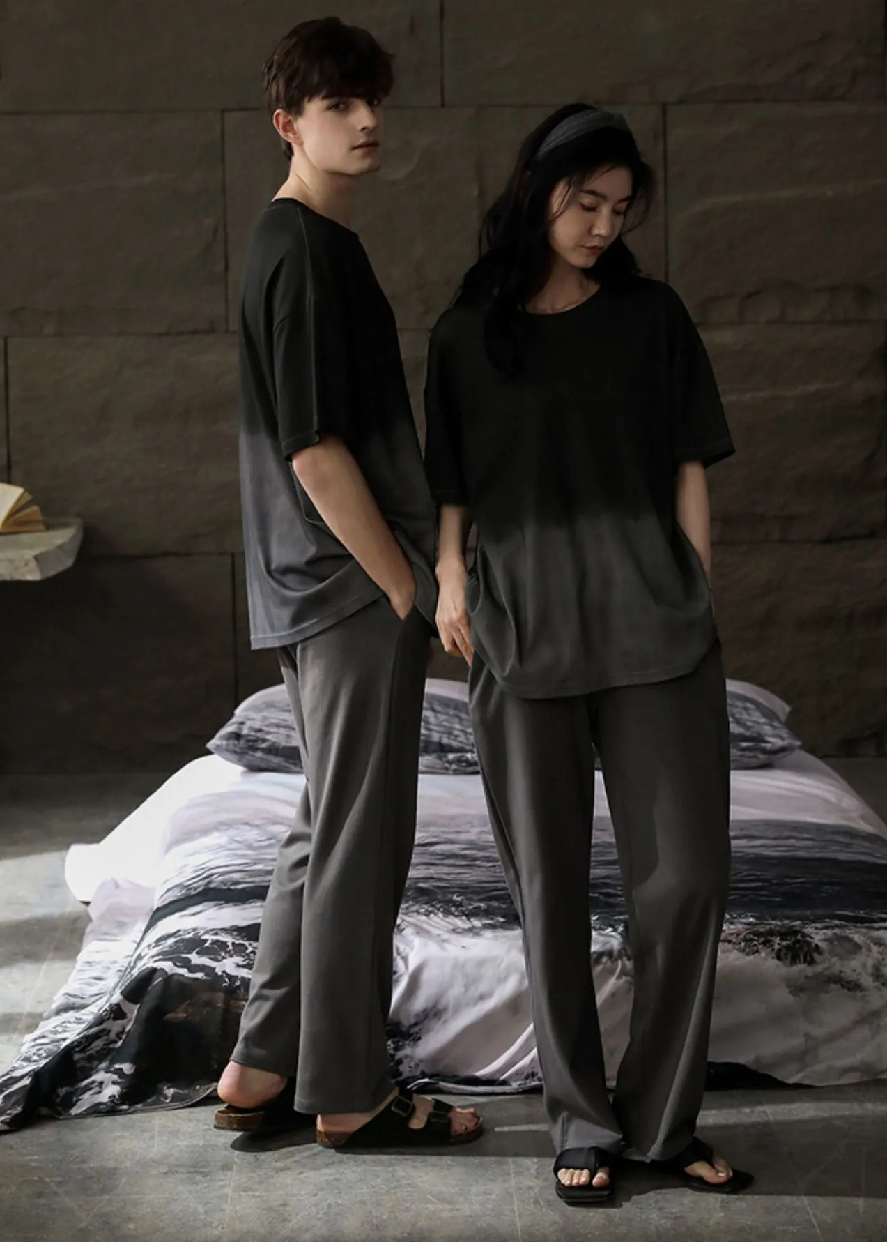 Brief Black O-Neck Ice Silk Couple Pajamas Two Pieces Set Short Sleeve LY2837