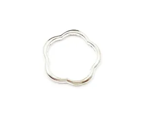 CHANEL 18k 750 White Gold Camellia 1 Diamond Ring