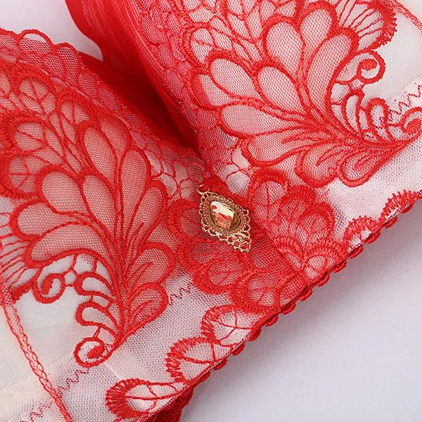 Embroidery Wireless Deep V Gather Push Up Bras
