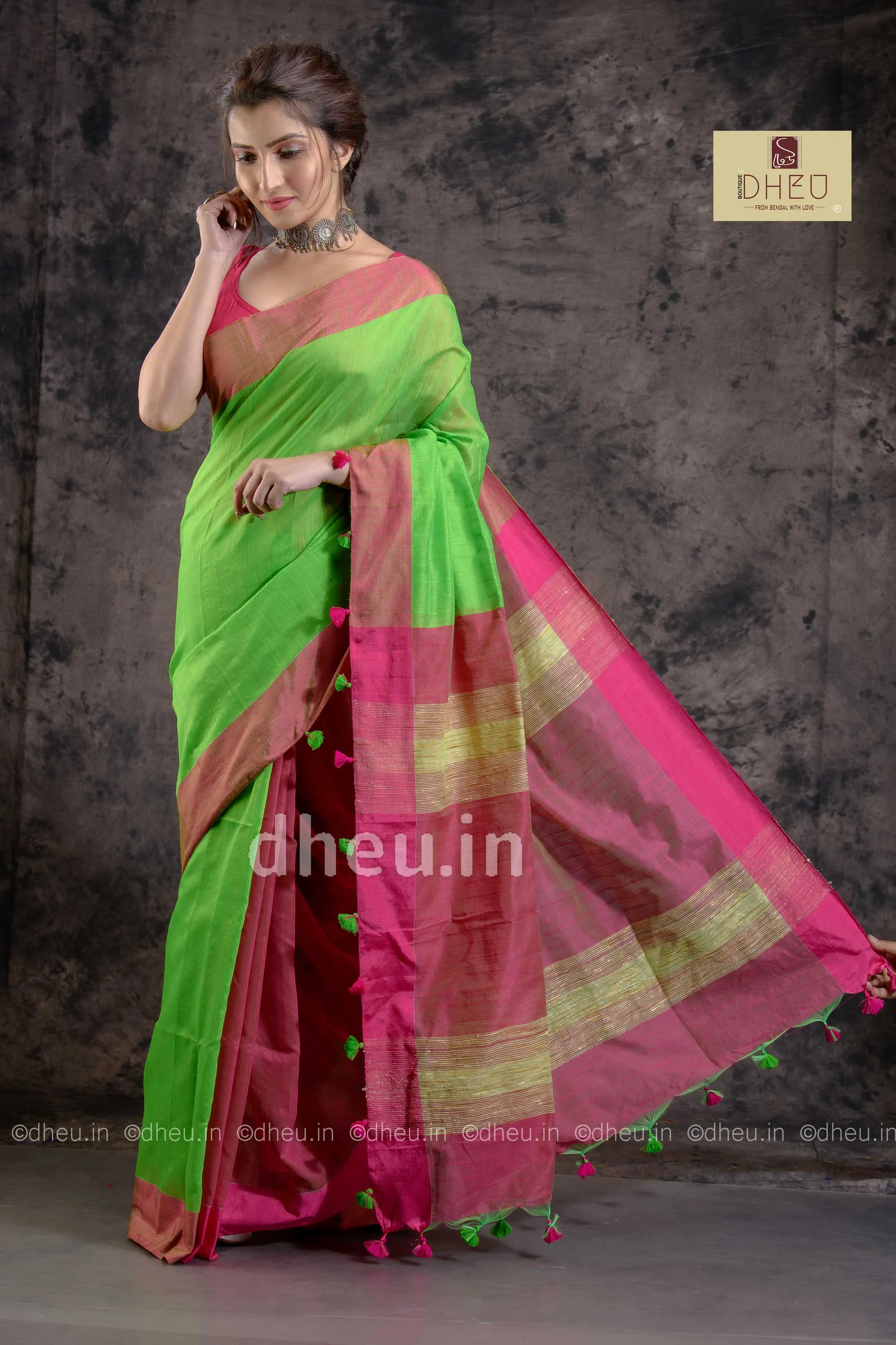 Handloom Saree-Kurta Couple Set