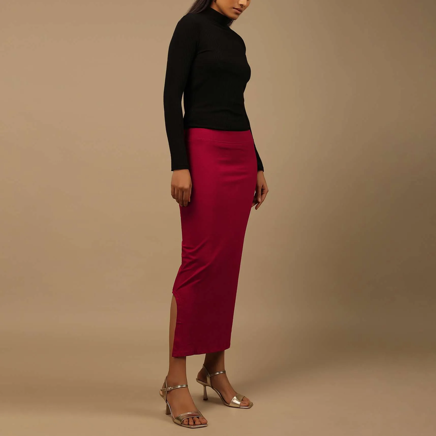 Maroon Shapewear Saree Petticoat In Cotton Lycra With Elastic Waistband And Slit