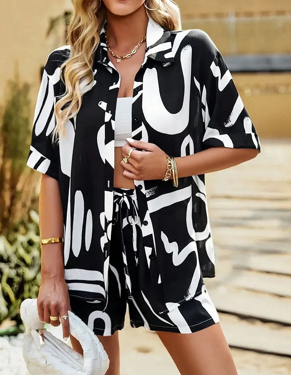 Pattern Printed Loose Two-Piece Shirt and Shorts Set