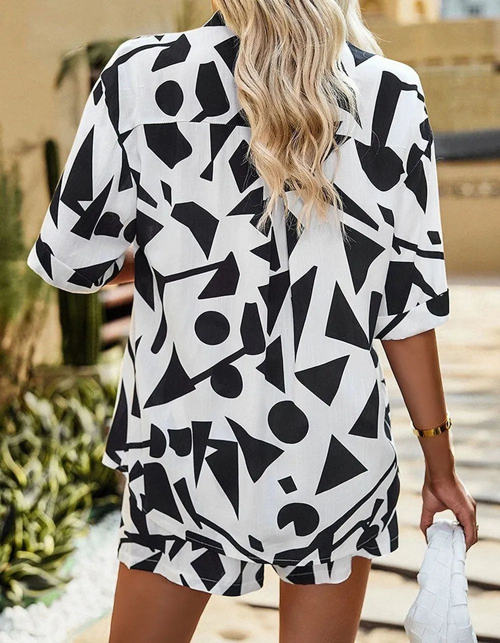 Pattern Printed Loose Two-Piece Shirt and Shorts Set