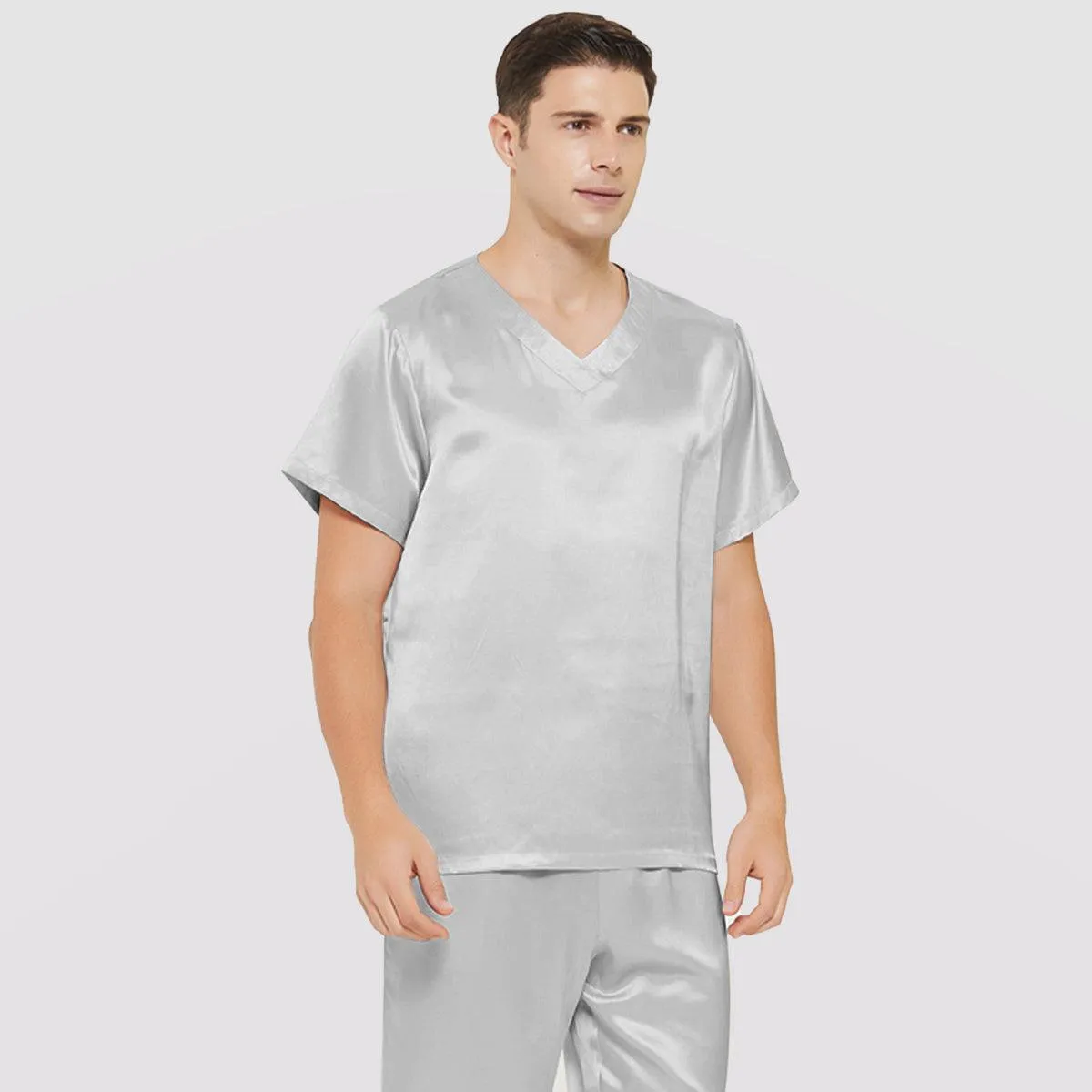 Short Sleeves Mens Silk Pajamas Set  22MM Mulberry Silk 2-piece V Neck Silk Sleepwear