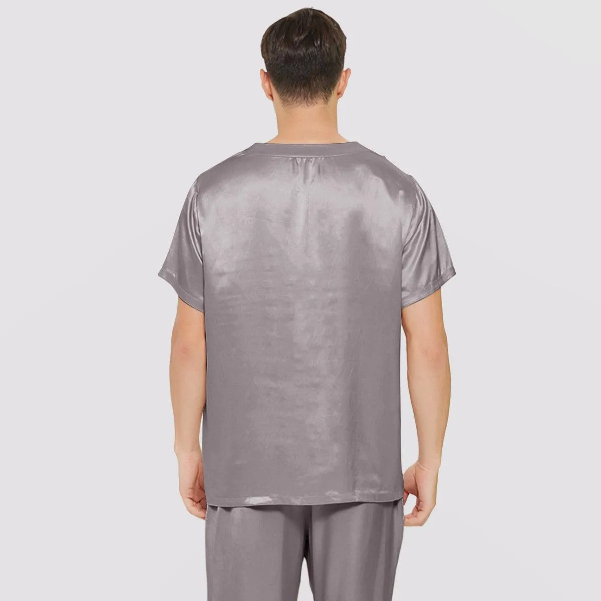 Short Sleeves Mens Silk Pajamas Set  22MM Mulberry Silk 2-piece V Neck Silk Sleepwear